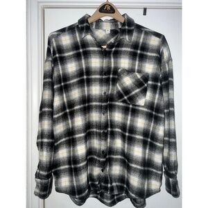 BP. Boyfriend Plaid Long Sleeve Cotton / Rayon Blend Button-up Shirt Size L